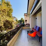 Hotell Antigone 3*
