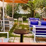 Hotell Antigone 3*