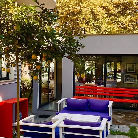Hotel Antigone