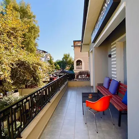 Hotel Antigone 3*