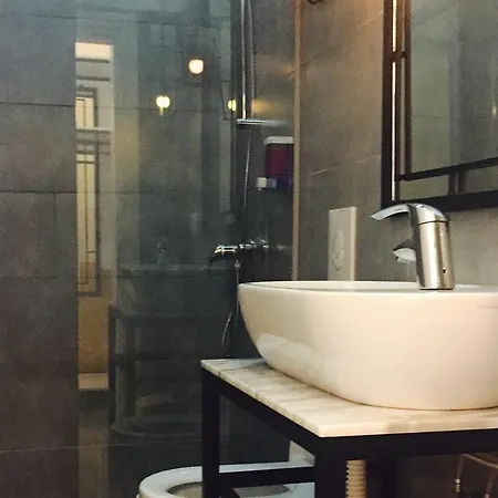 Szálloda Antigone Tirana