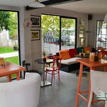 Antigone Szálloda 3*